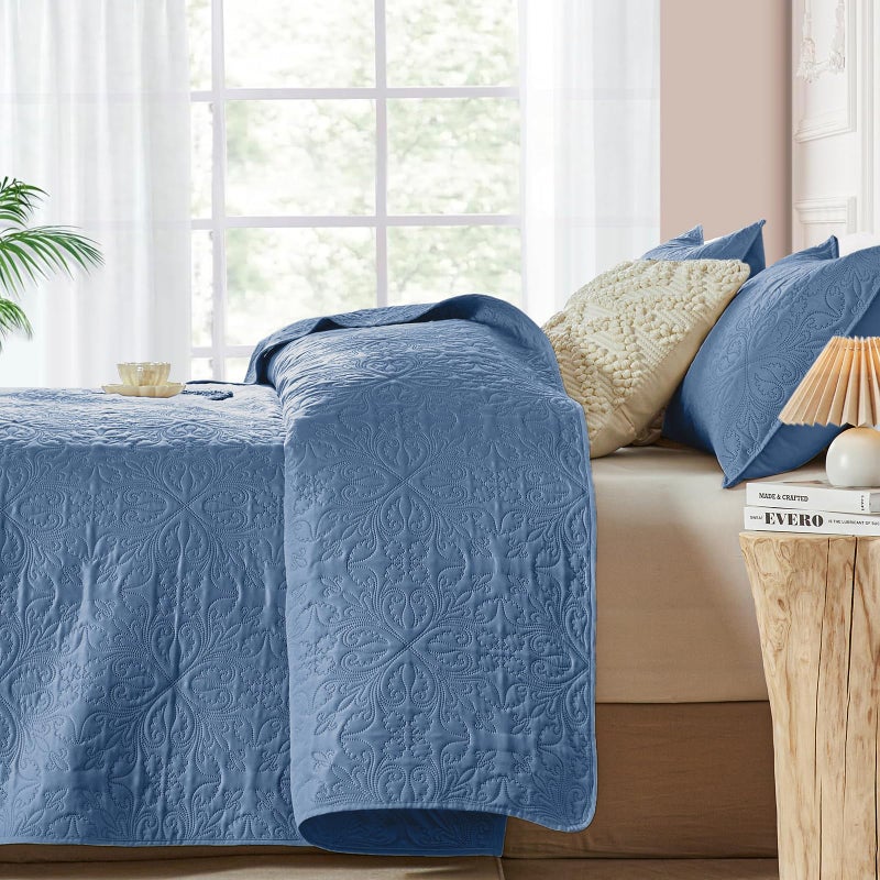 akkialla Full Queen Quilt Bedding Set for All Seasons Lightweight Bluish Grey Bedspreads Queen Size Modern Style Microfiber Soft Floral Pattern Coverlet Set(1 Quilt 2 Pillow Shams) - Image 3